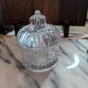 Handcrafted Resin Clear Jewelry Jar with Lid